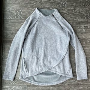 Athleta | Cozy Karma Asym Pullover | Grey | Small